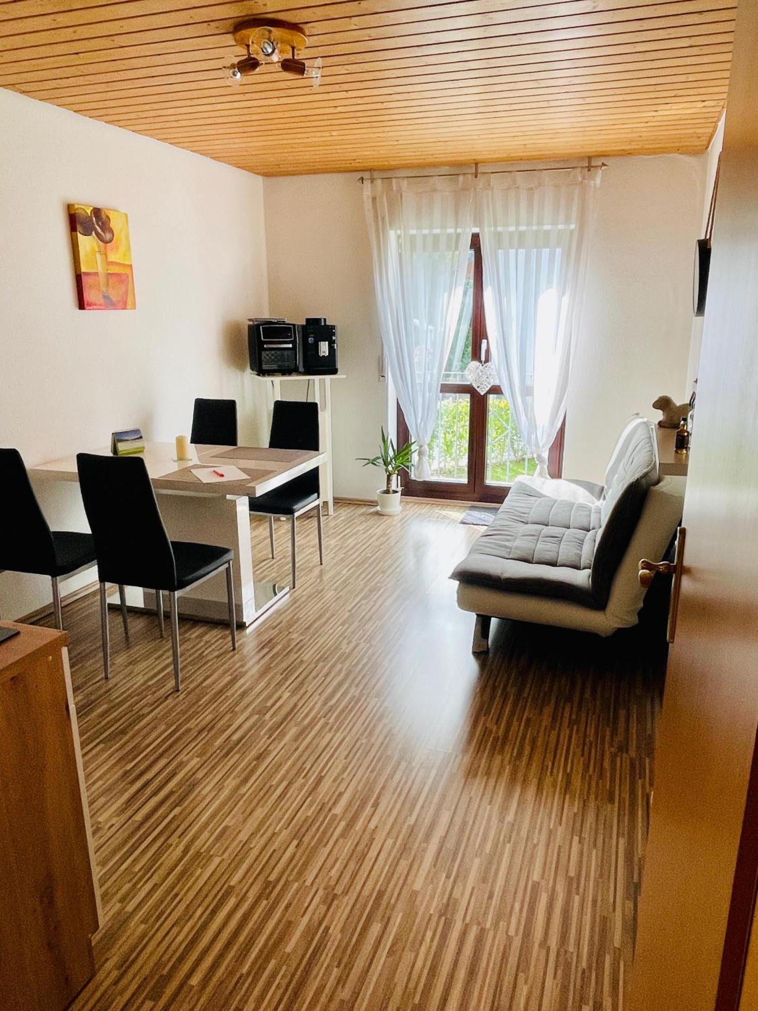 Kleine Ein Zimmer Wohnung Mit Gartenanlage Salem  Eksteriør bilde